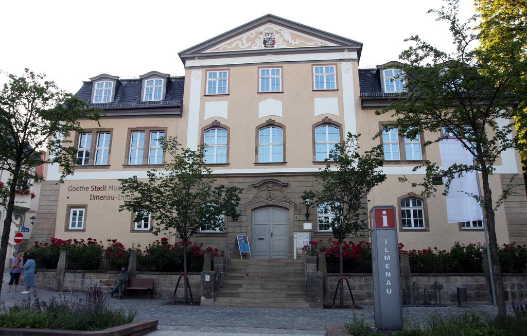 Ilmenauer Hof 3*